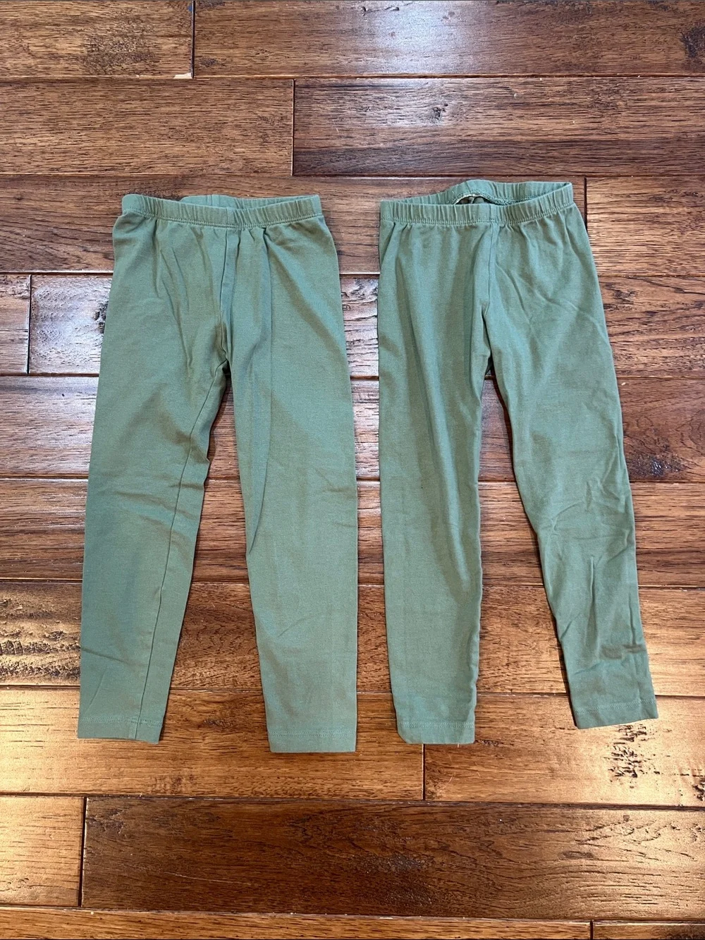 Old Navy Green Leggings, Set of Two Size 4T